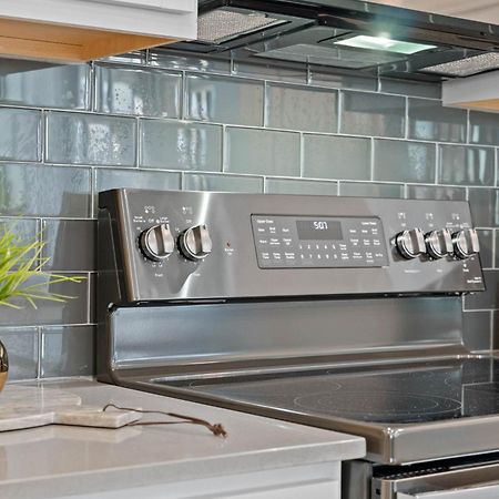 Beautiful Family Villa - Pool And Hot Tub - Near Disney World キシミー エクステリア 写真