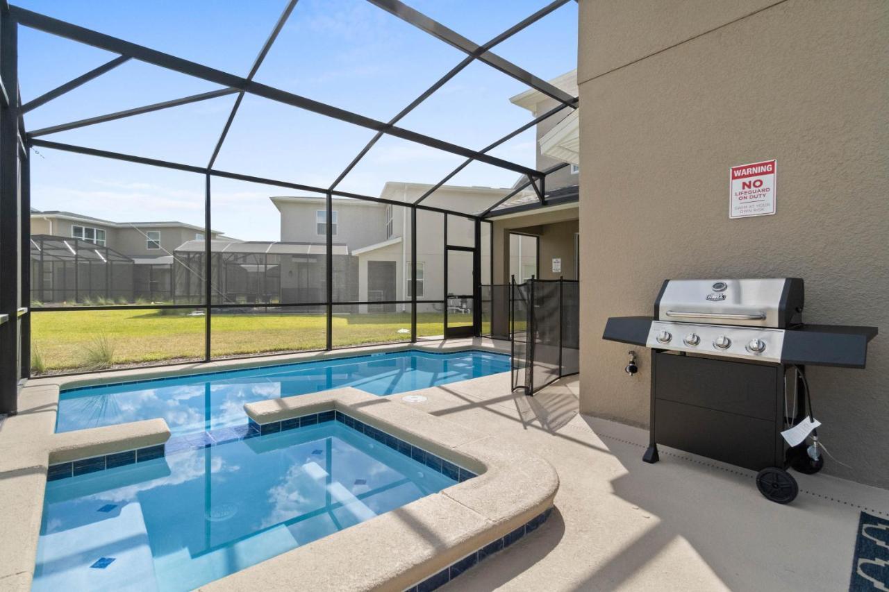 Beautiful Family Villa - Pool And Hot Tub - Near Disney World キシミー エクステリア 写真